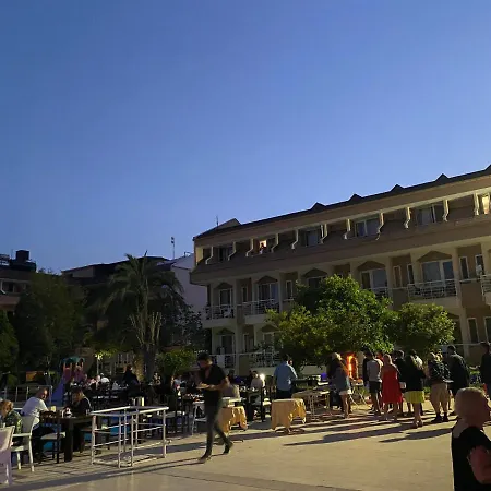 Ares Dream فندق 4*