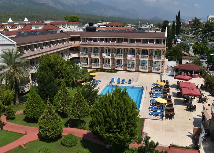 Ares Dream Hotell 4*