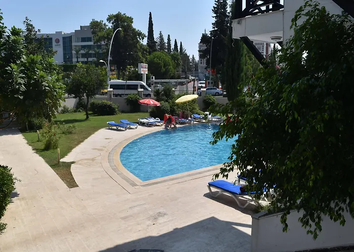 Hotell Ares Dream 4*