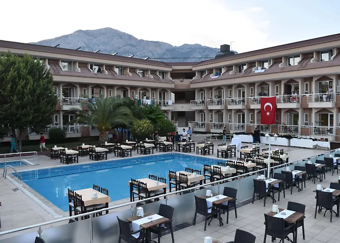 Hotell Ares Dream 4*