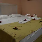 Отель Ares Dream 4*